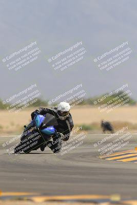 media/Sep-30-2023-SoCal Trackdays (Sat) [[636657bffb]]/Turn 15 (1120am)/